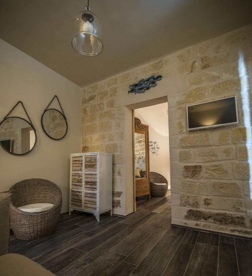 Home Village B&B โปลีญาโนอามาเร ภายนอก รูปภาพ